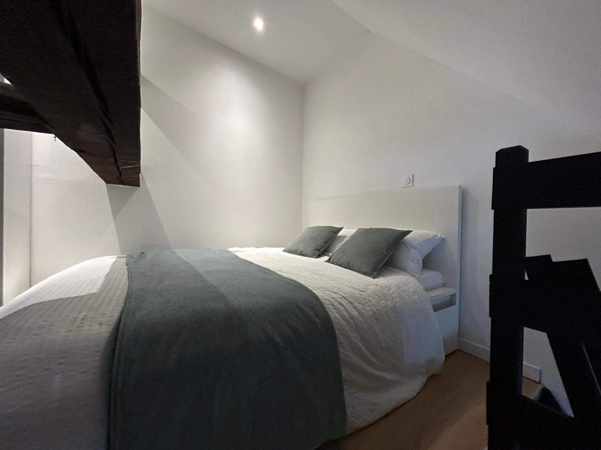 Le Repos De La Meuse Apartment Givet Ngoại thất bức ảnh